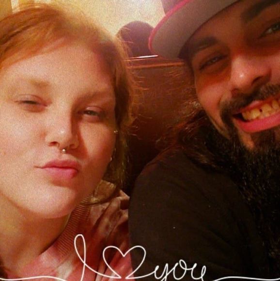 Profile Picture of April Potts (@aprilpotts13) on Poshmark