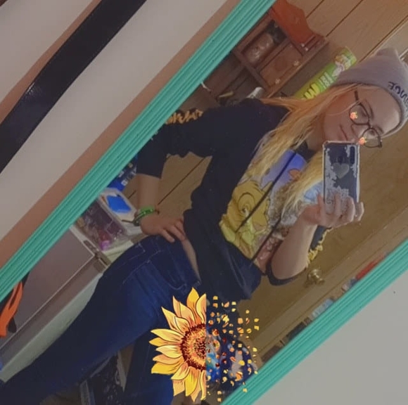 Profile Picture of Augustia Moulton (@auggy19) on Poshmark