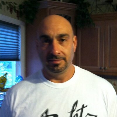 Profile Picture of Tom Puleo (@PuleoTom) on Twitter