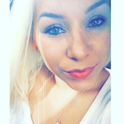 Profile Picture of Amanda Conley (@Luxuriousfm) on Twitter