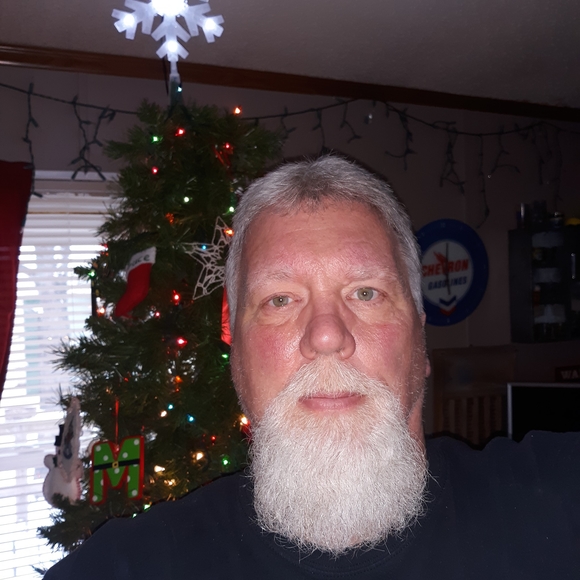 Profile Picture of Bruce Meyer (@b_meyer62) on Poshmark