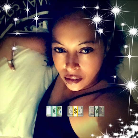 Profile Picture of Rose Veney (@rmveney01) on Poshmark