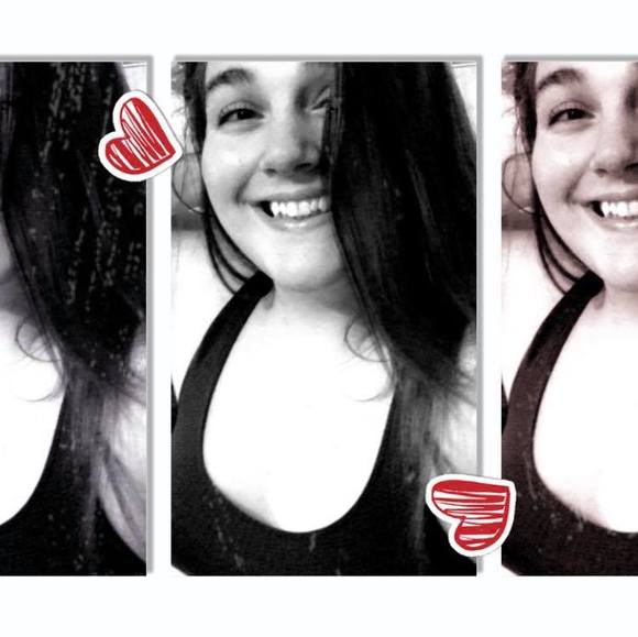 Profile Picture of Ashly Adams (@ashly_adams) on Poshmark