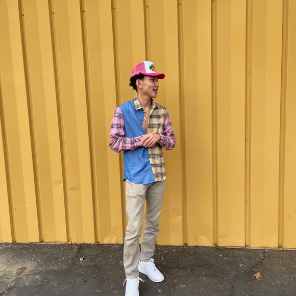 Profile Picture of Michael Moua (@michael_moua) on Poshmark