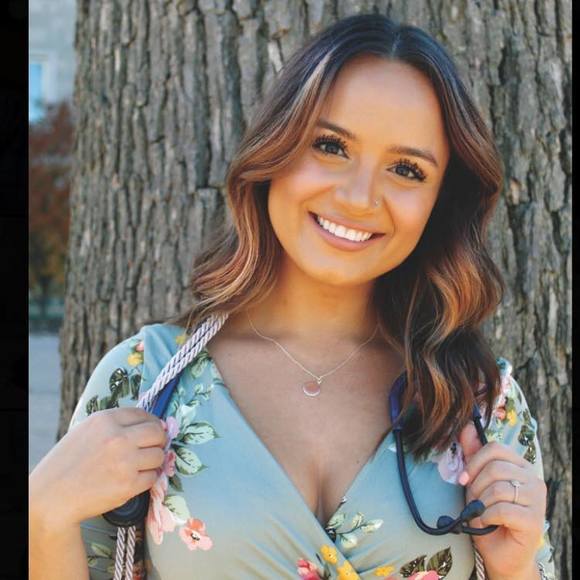 Profile Picture of Jessica Enblom (@suki2) on Poshmark