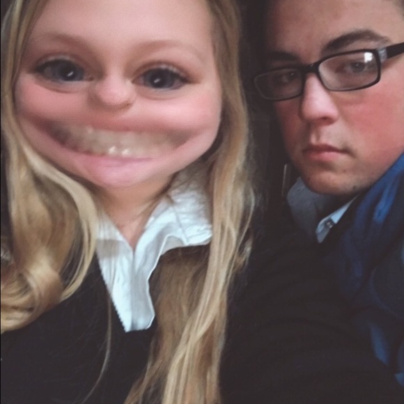 Profile Picture of Allison Hosch (@allisonhosch) on Poshmark