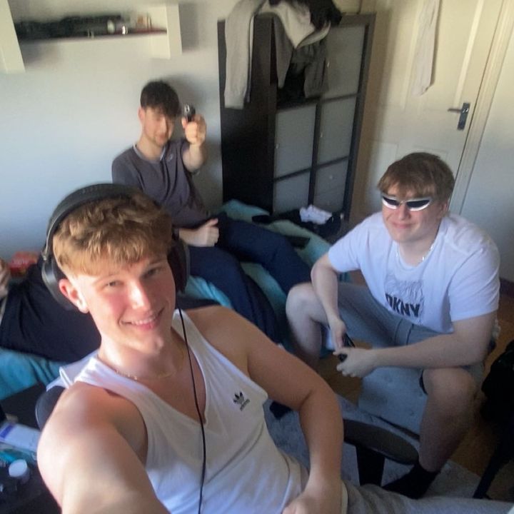 Profile Picture of SaronNoras (@saronnoras) on Tiktok