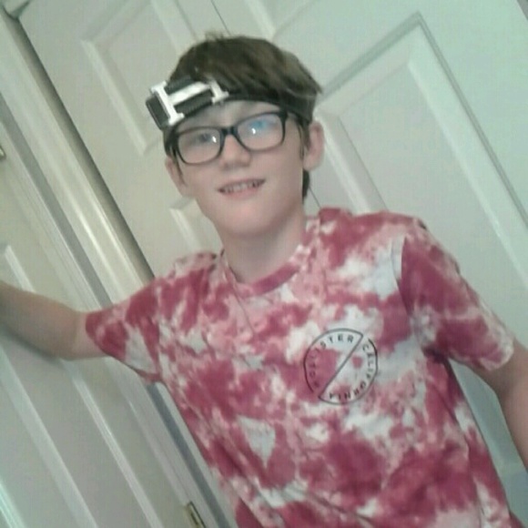 Profile Picture of James Wade (@420wade) on Poshmark