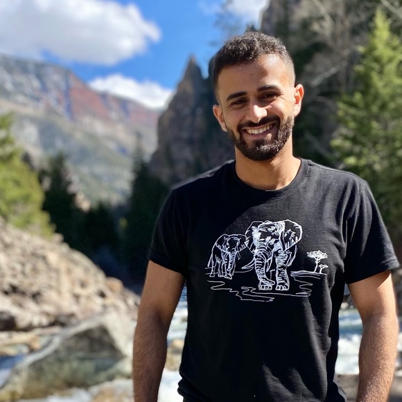 Profile Picture of Osama Alkhelaiwi (@osama98) on Poshmark