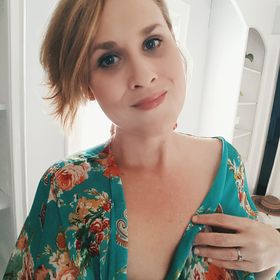 Profile Picture of ▲Stephanie Preston (@audio_bird) on Pinterest
