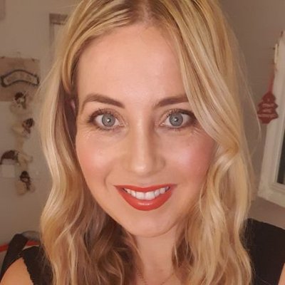 Profile Picture of MaryRoche (@weddingbeautfas) on Twitter