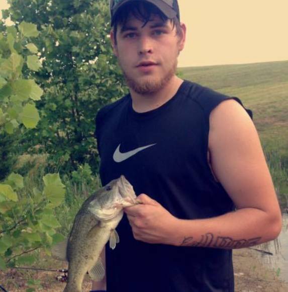 Tyler Bloyd - Poshmark Profile Picture of Tyler Bloyd (@tylerdain) on Poshmark