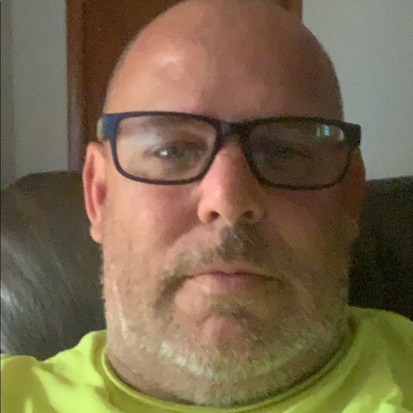 Profile Picture of Bruce Carlton (@brucecarlton) on Poshmark