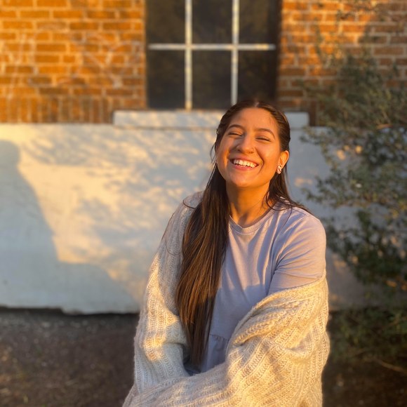 Profile Picture of Alexandria Toscano (@alex_tee) on Poshmark