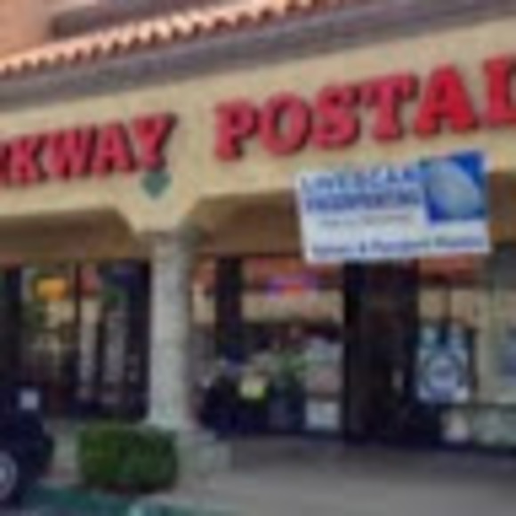 Profile Picture of Parkway Postal (@parkwaypostal) on Poshmark