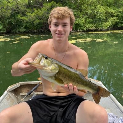 Profile Picture of Benton Drumm (@ben10drumm) on Twitter