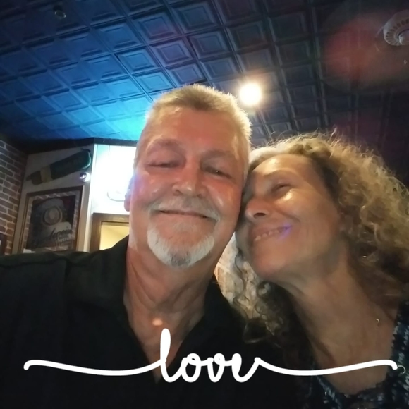 Profile Picture of Wayne Wiley (@waynewiley) on Poshmark