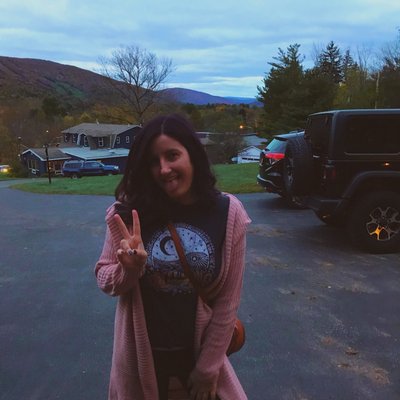 Profile Picture of Amanda Perrone (@AmandaPerrone8) on Twitter