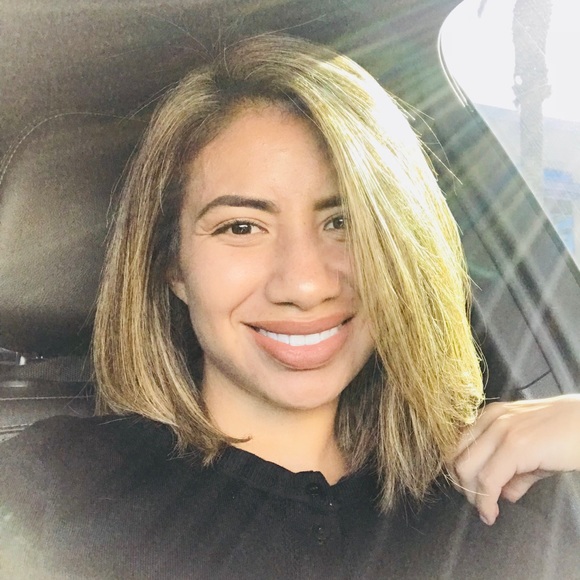 Profile Picture of Jade Stevenson (@jadealexis08) on Poshmark