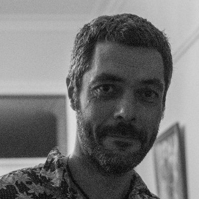 Profile Picture of John Violet (@johnnyviolet) on Twitter