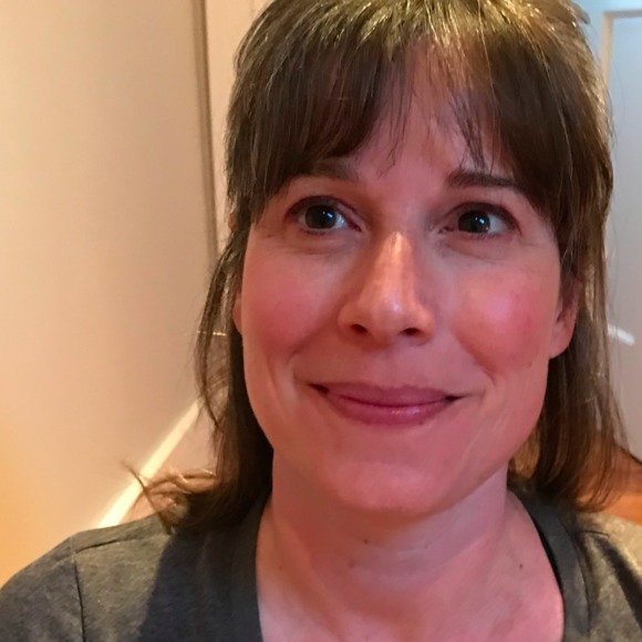 Profile Picture of Terri Edmonston (@terriruth) on Poshmark