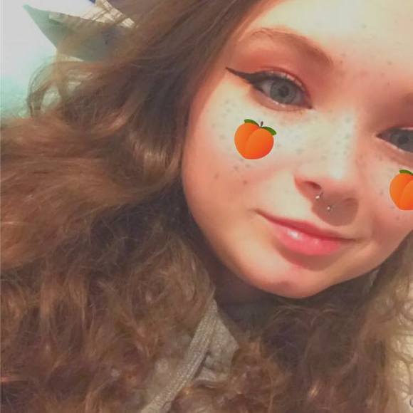 Profile Picture of Alexis Pasquini (@lexirose0911) on Poshmark