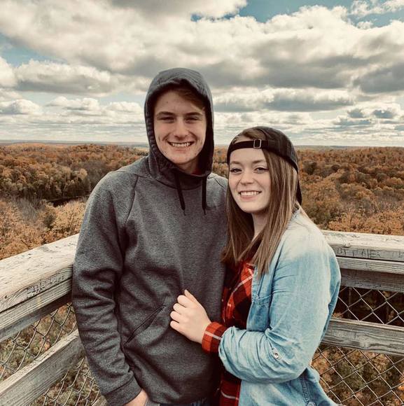 Profile Picture of Jennifer Duplayee (@jduplayee) on Poshmark