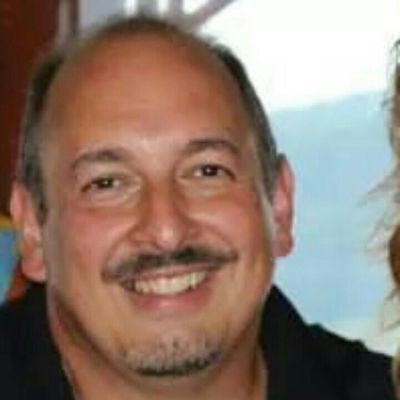 Profile Picture of Ray Nieves (@raynieves88) on Twitter