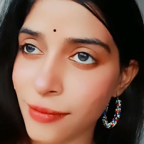Profile Picture of Rupa Singh (@8416926574) on Poshmark