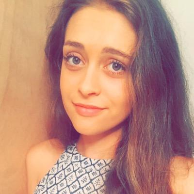 Profile Picture of Hayley Lockhart (@itshaylss) on Twitter