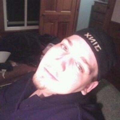 Profile Picture of Thomas Gullion (@warfolk) on Twitter