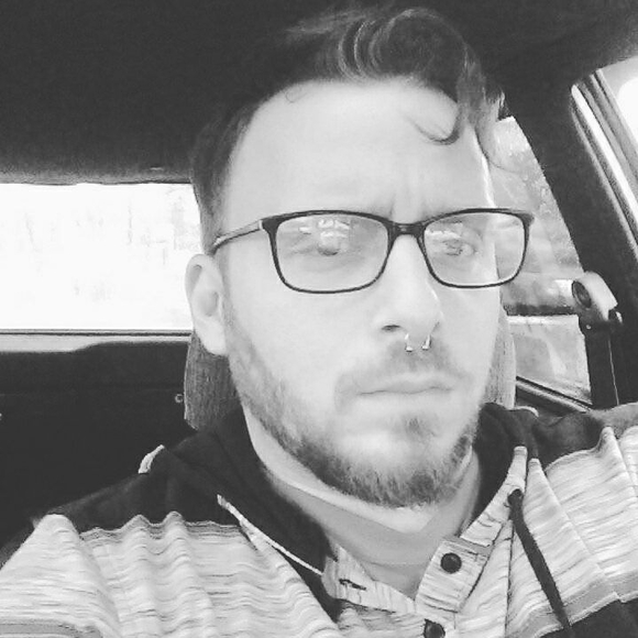 Profile Picture of David Mead (@dmead3476) on Poshmark