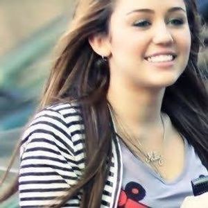 Profile Picture of Anna James (@imanna32) on Myspace