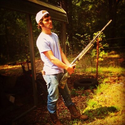 Profile Picture of Tyler Borchert (@Tyler_borchert) on Twitter