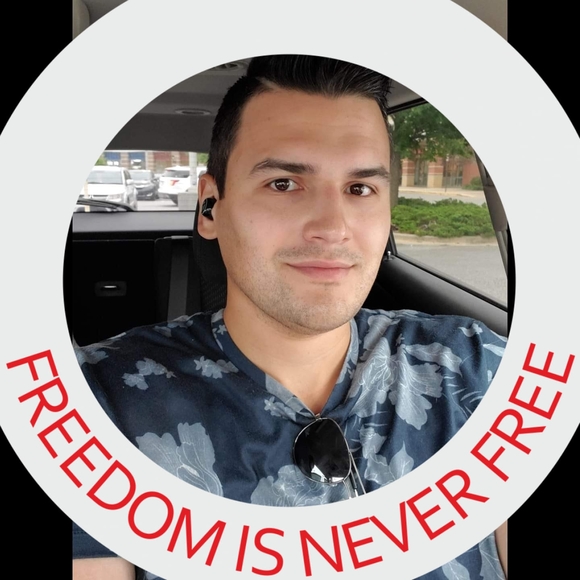 Profile Picture of Joshua Cheatham (@jaysea89) on Poshmark