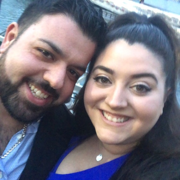 Profile Picture of Bianca Ravida (@b_oliveira521) on Poshmark