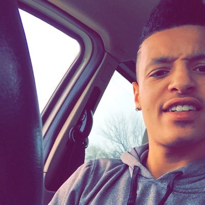 Profile Picture of ^'Dev¡n~Gra¥son'^ (@Devin_Grayson5) on Twitter