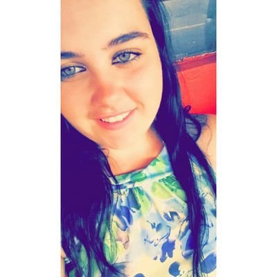 Profile Picture of Carla Link (@carlamichelili1) on Twitter