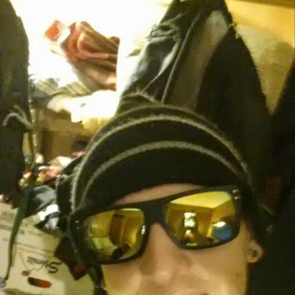 Profile Picture of Mikey Burrows (@mikeyburrows) on Poshmark