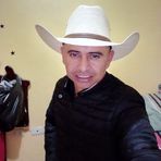 Profile Picture of Steven Rosales (@fabian.rosalesgarcia) on Facebook