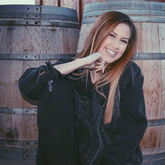 Profile Picture of Devin Hunt (@djhunt12) on Poshmark