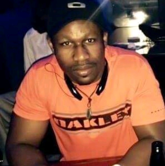 Profile Picture of Sunny Eyi (@mcsee) on Poshmark