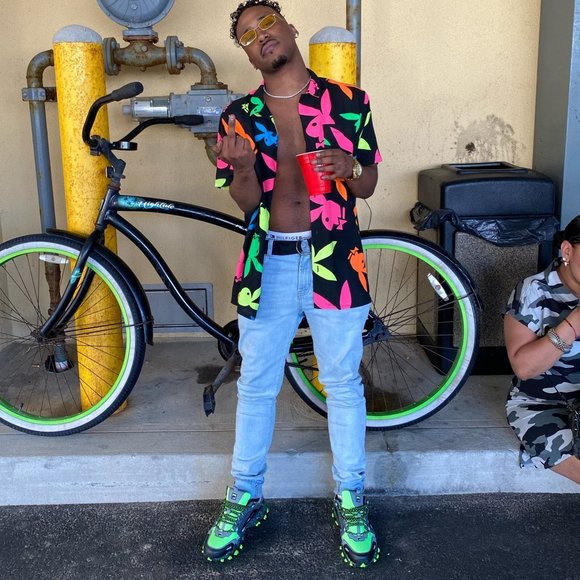 Profile Picture of Jorge Dandrade (@jorgejorgito09) on Poshmark