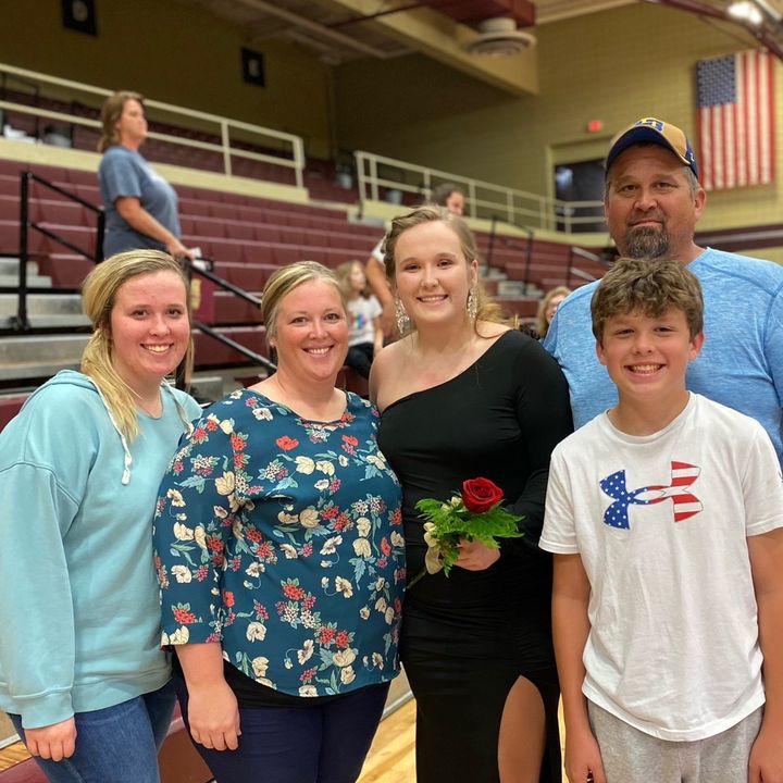 Profile Picture of Amanda Engebretson (@amandaengebretson) on Tiktok