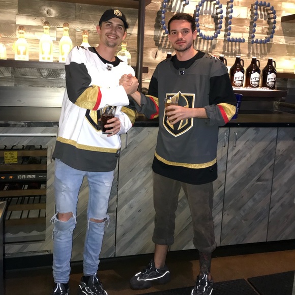 Profile Picture of Mason Garrett (@masequay) on Poshmark