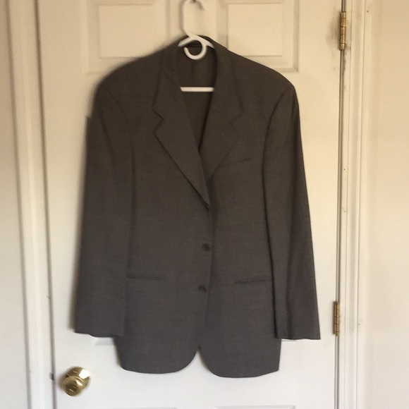 Profile Picture of Jim Castrataro (@mrsuits474) on Poshmark