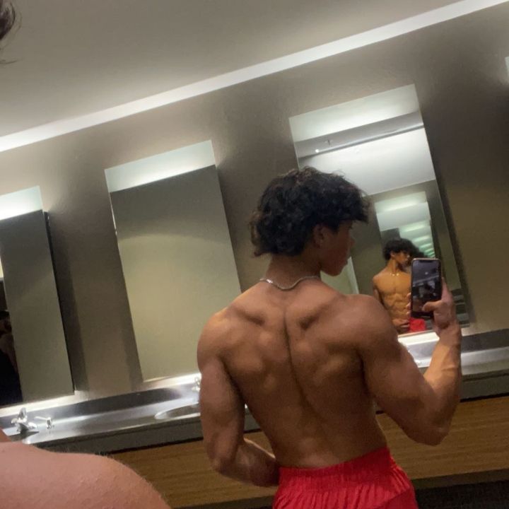 Profile Picture of bslang (@bslang) on Tiktok