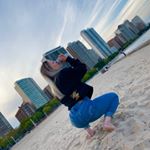 Profile Picture of V (@veronica.schroeder) on Instagram