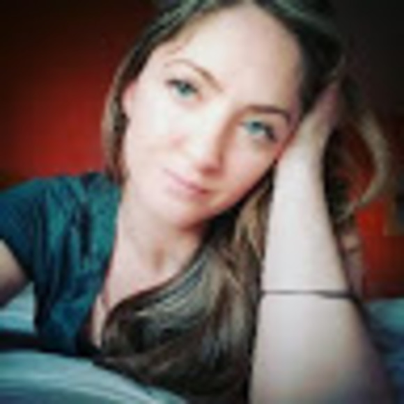 Meaghan Kelly - Poshmark Profile Picture of Meaghan Kelly (@megbethk) on Poshmark