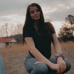 Profile Picture of Michelle Risner (@emily_michelle._) on Instagram